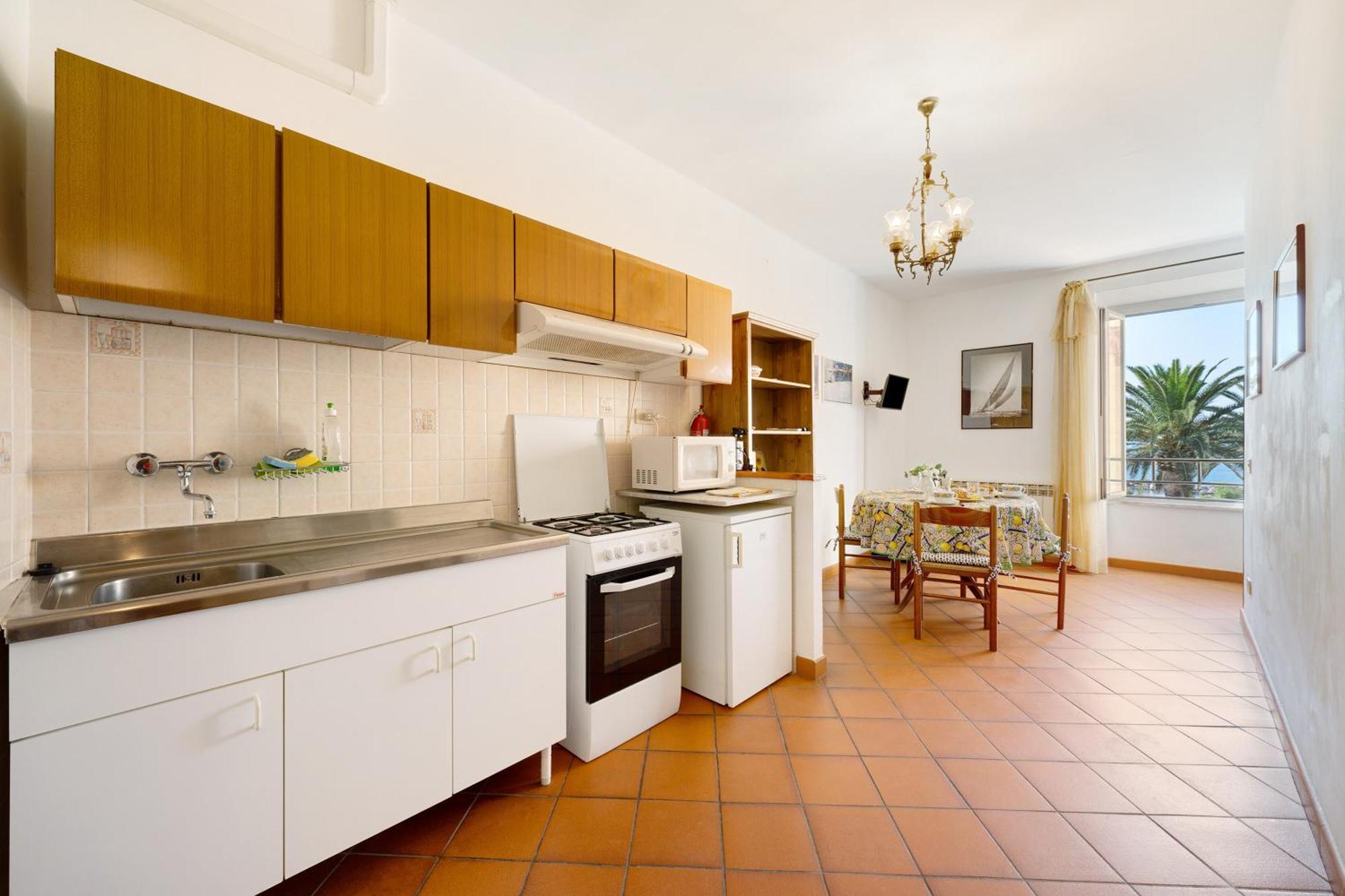 Appartamento Celsi โมเนเลีย ภายนอก รูปภาพ